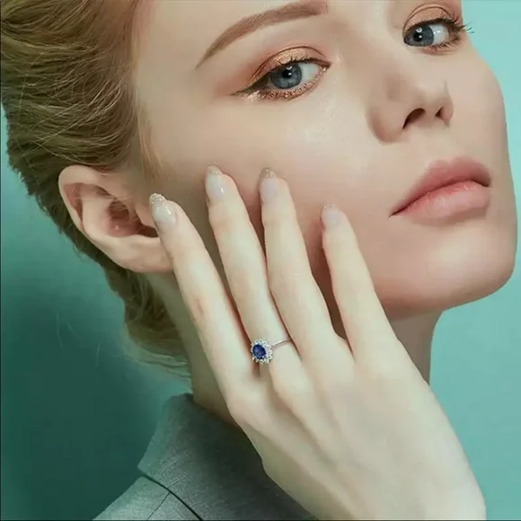 New Women’s 925 Silver Luxury Royal Blue Sapphire Ring - Picture 4 of 8